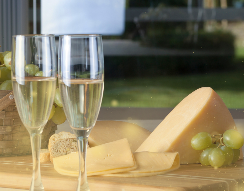 Sparkling Wine & Cheese