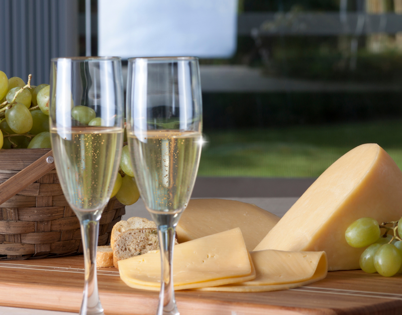Wine & Cheese: Sparkling Edition